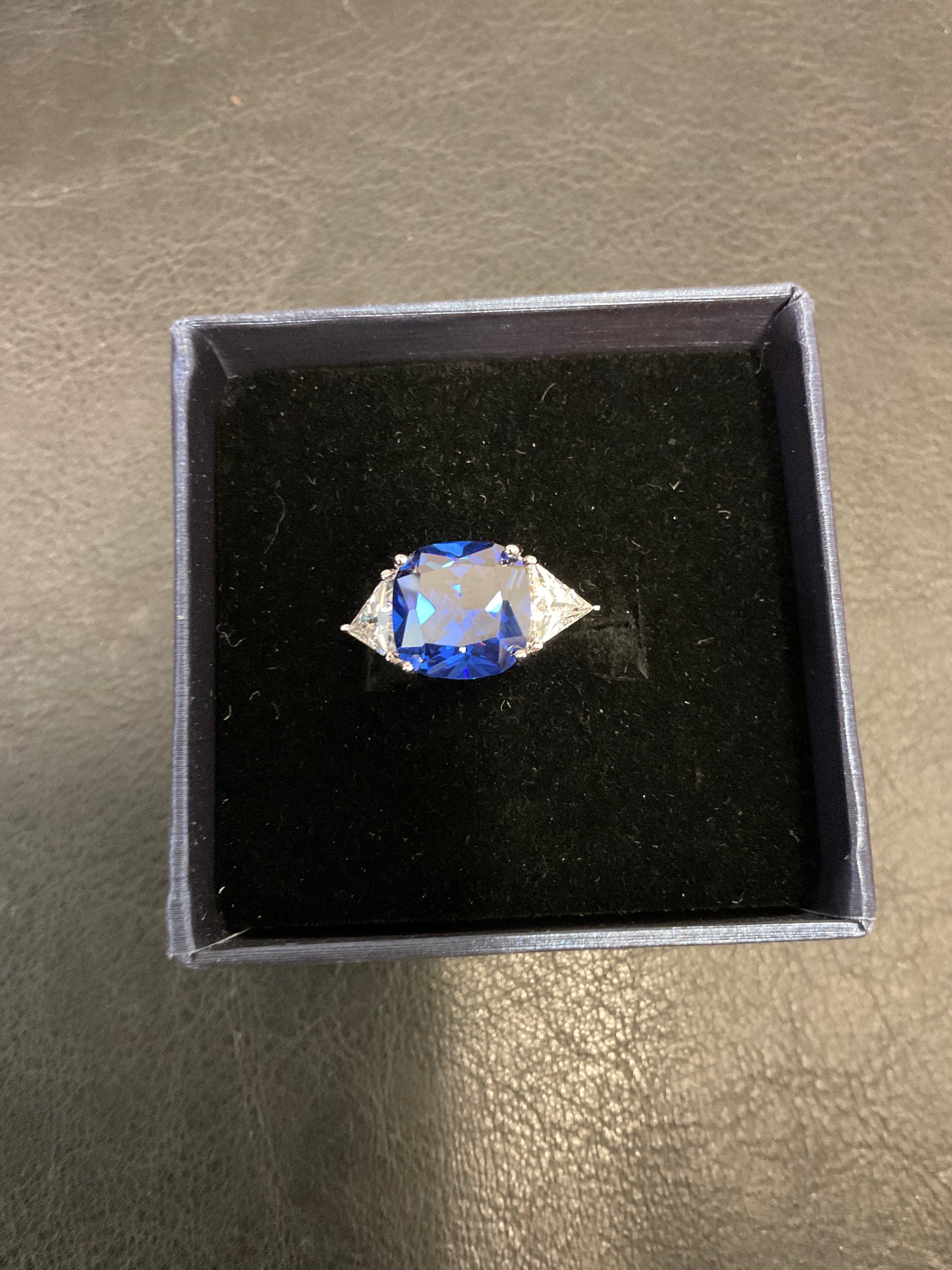 5CT Classic Blue Sapphire Ring 925