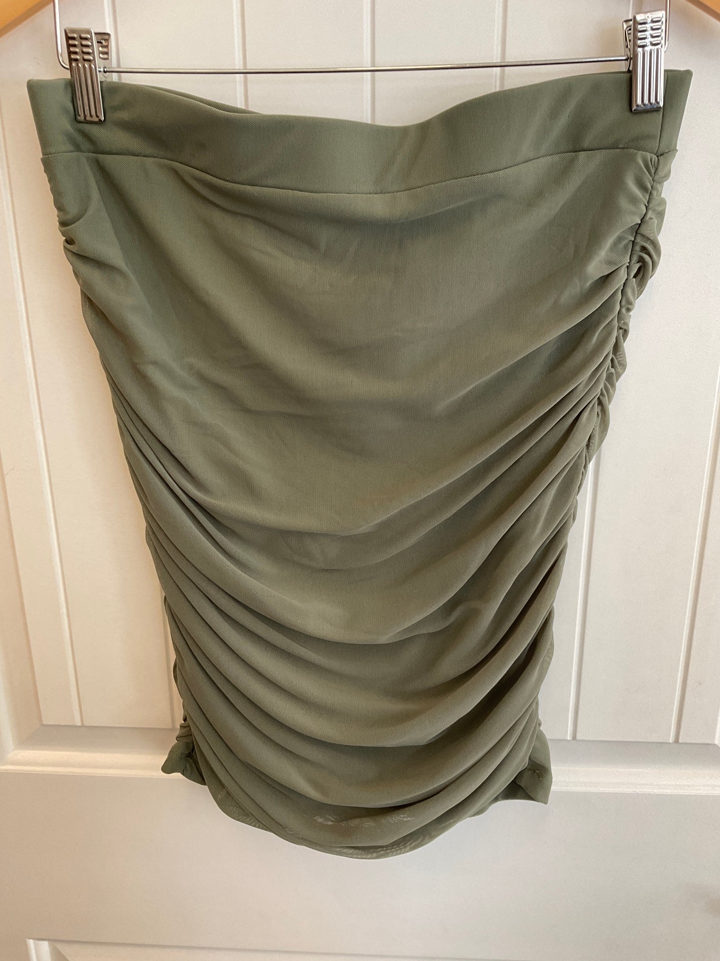 2 piece green mesh crop and skirt XL
