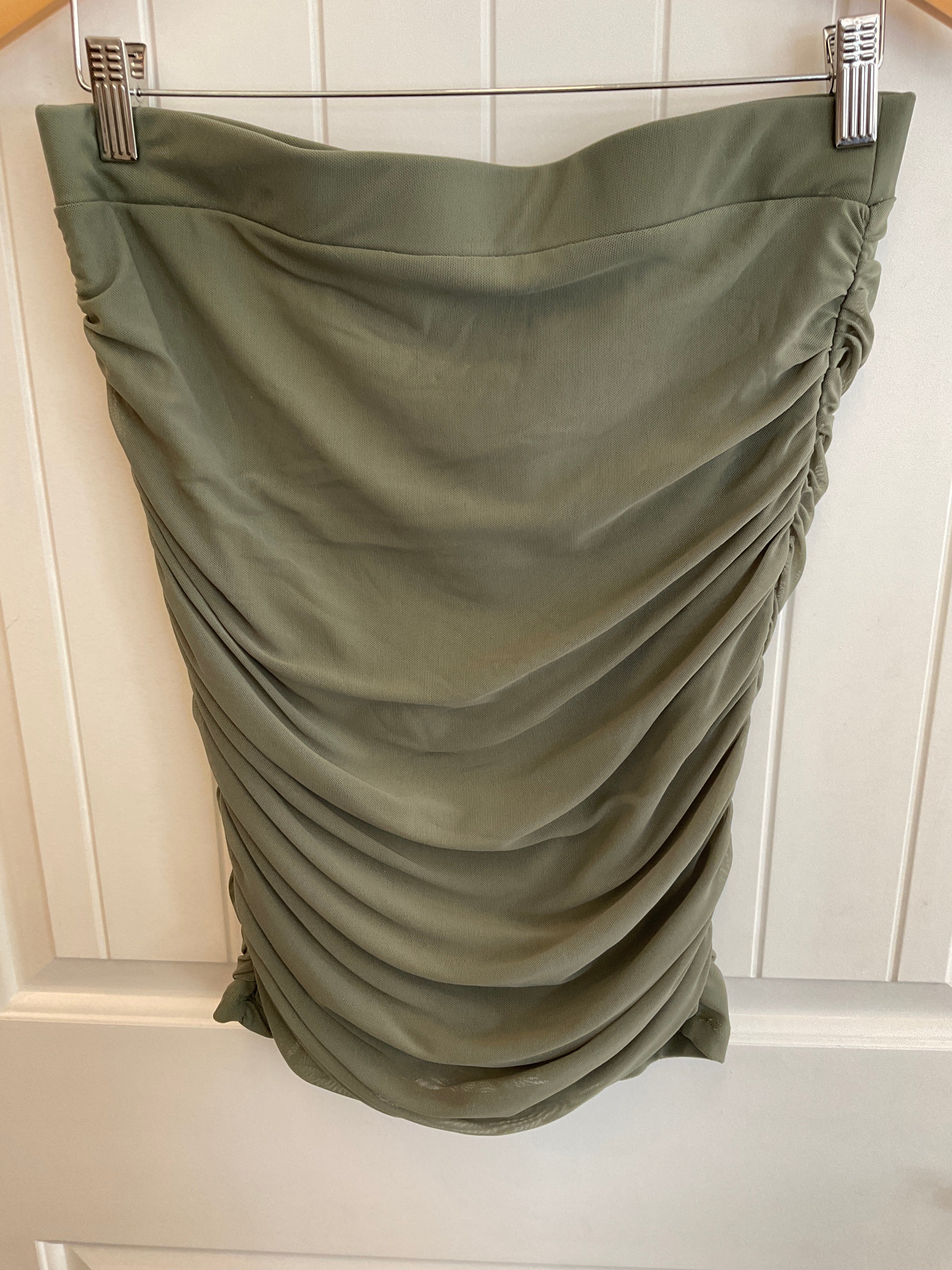 2 piece green mesh crop and skirt XL