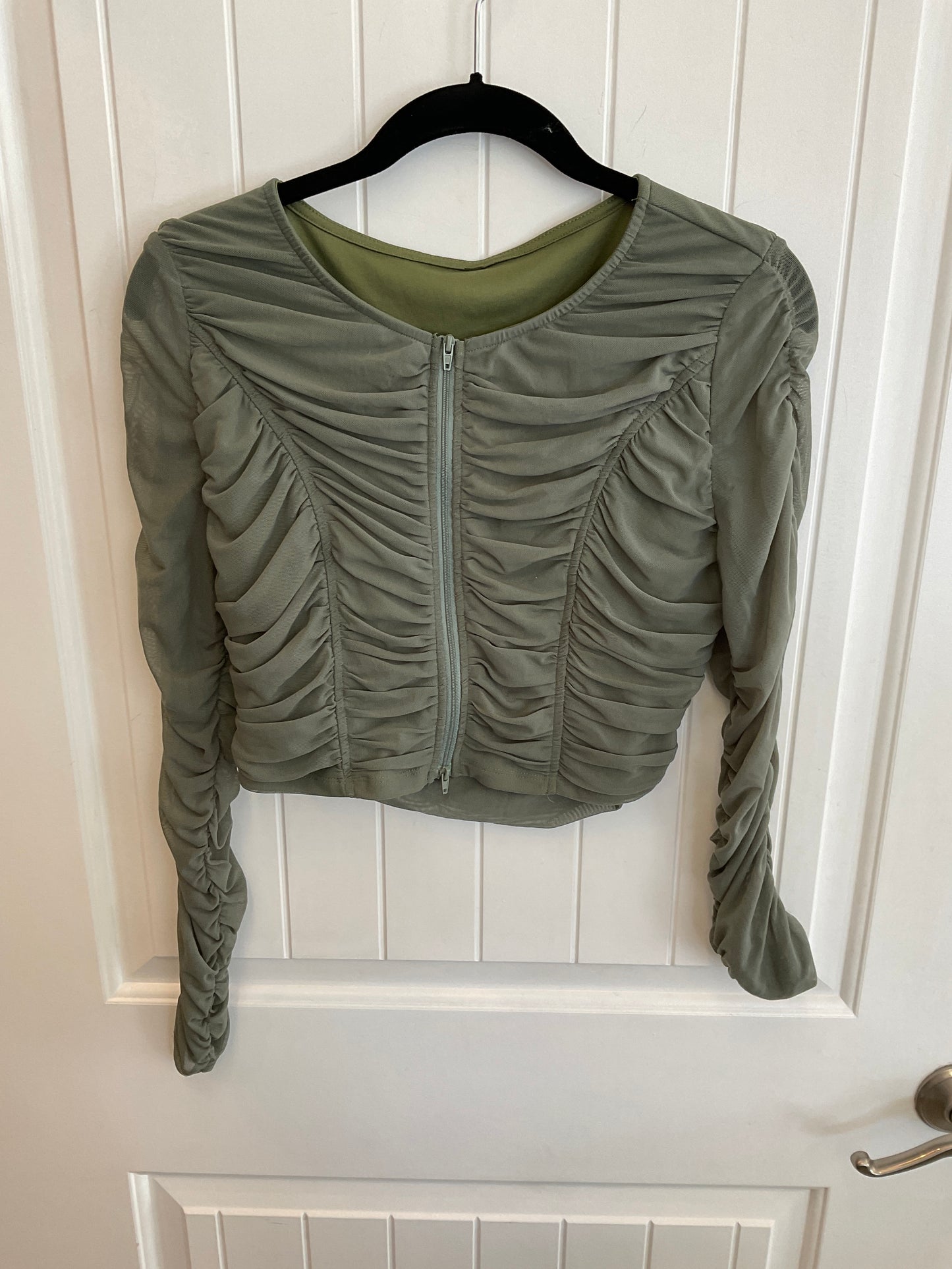 2 piece green mesh crop and skirt XL