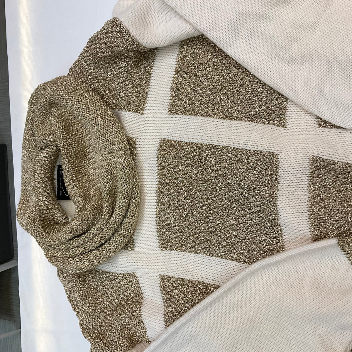 Gold and beige sweater knitwear