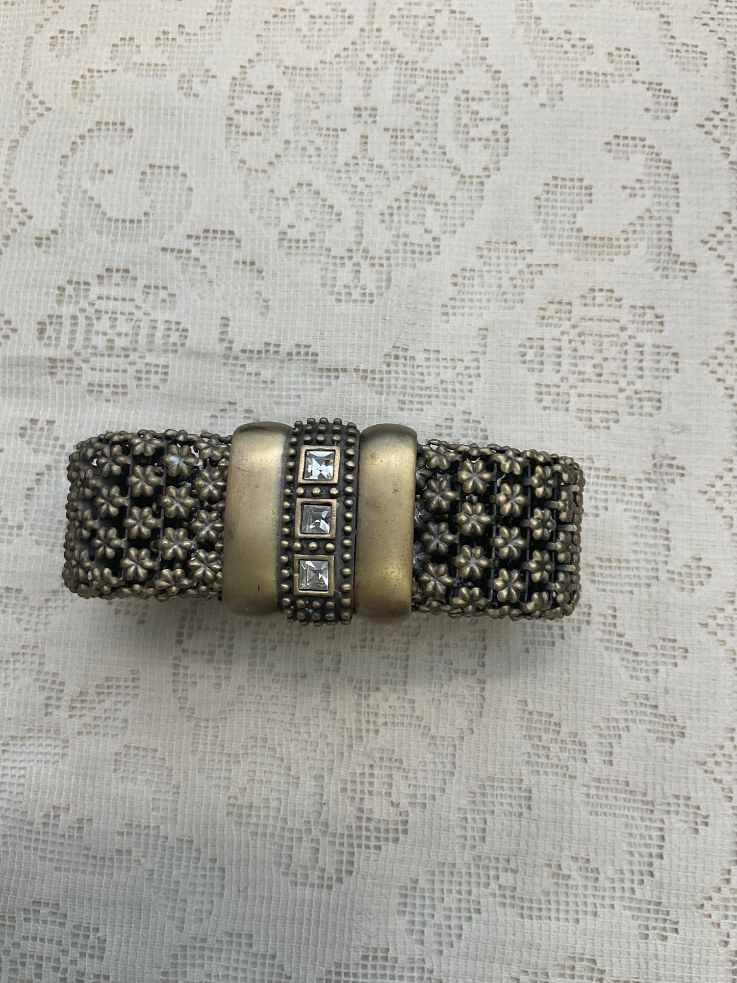 Magnet clasp bracelet