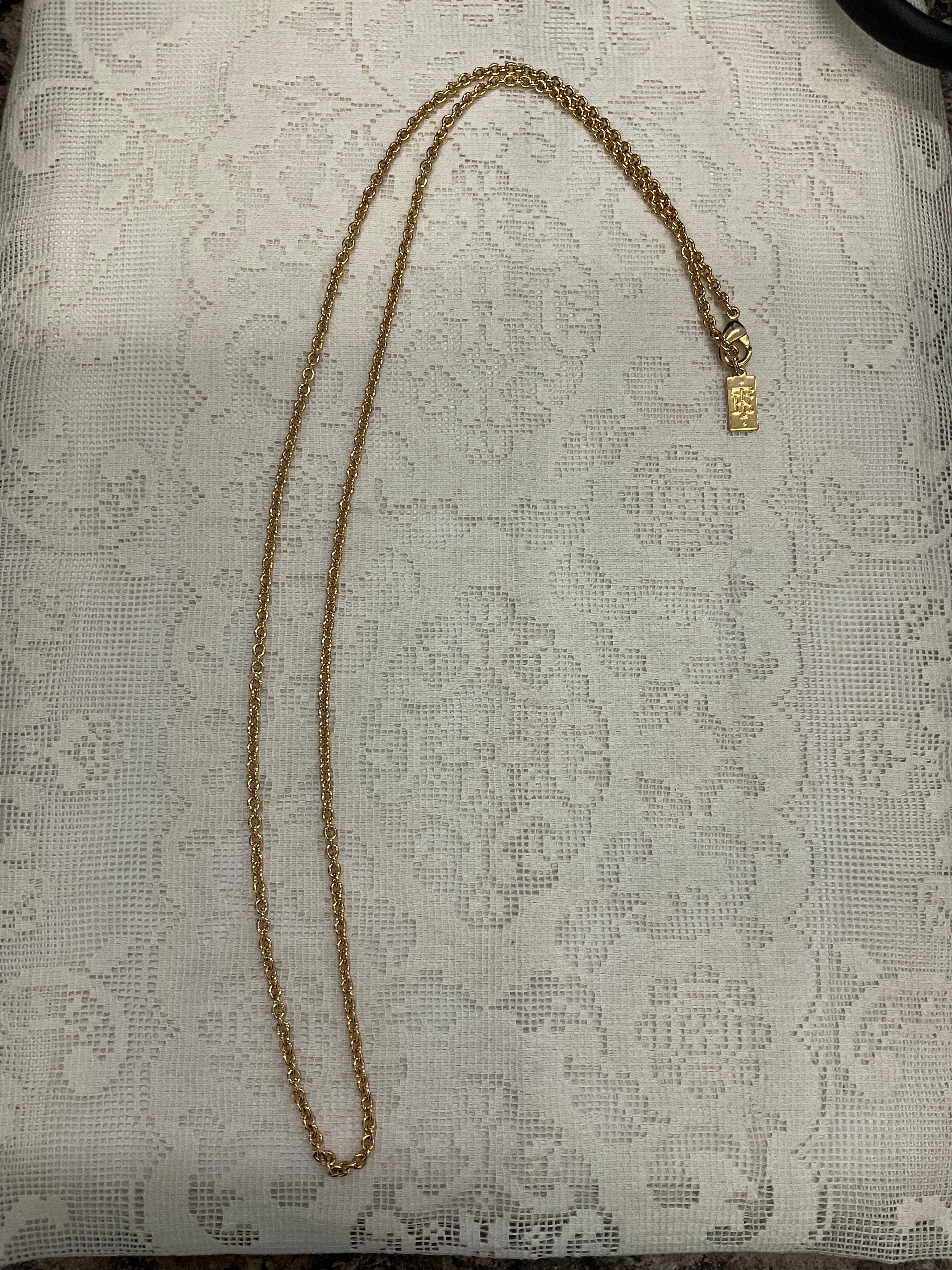 Elizabeth Taylor vintage chain