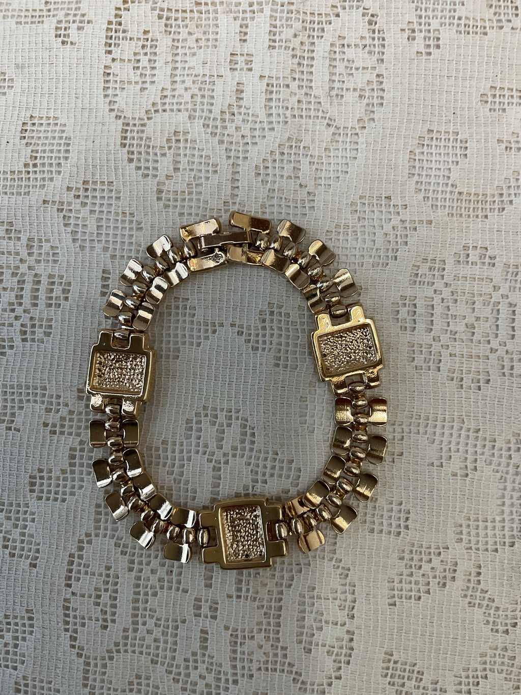 Gold smooth chain bracelet with Cz accents