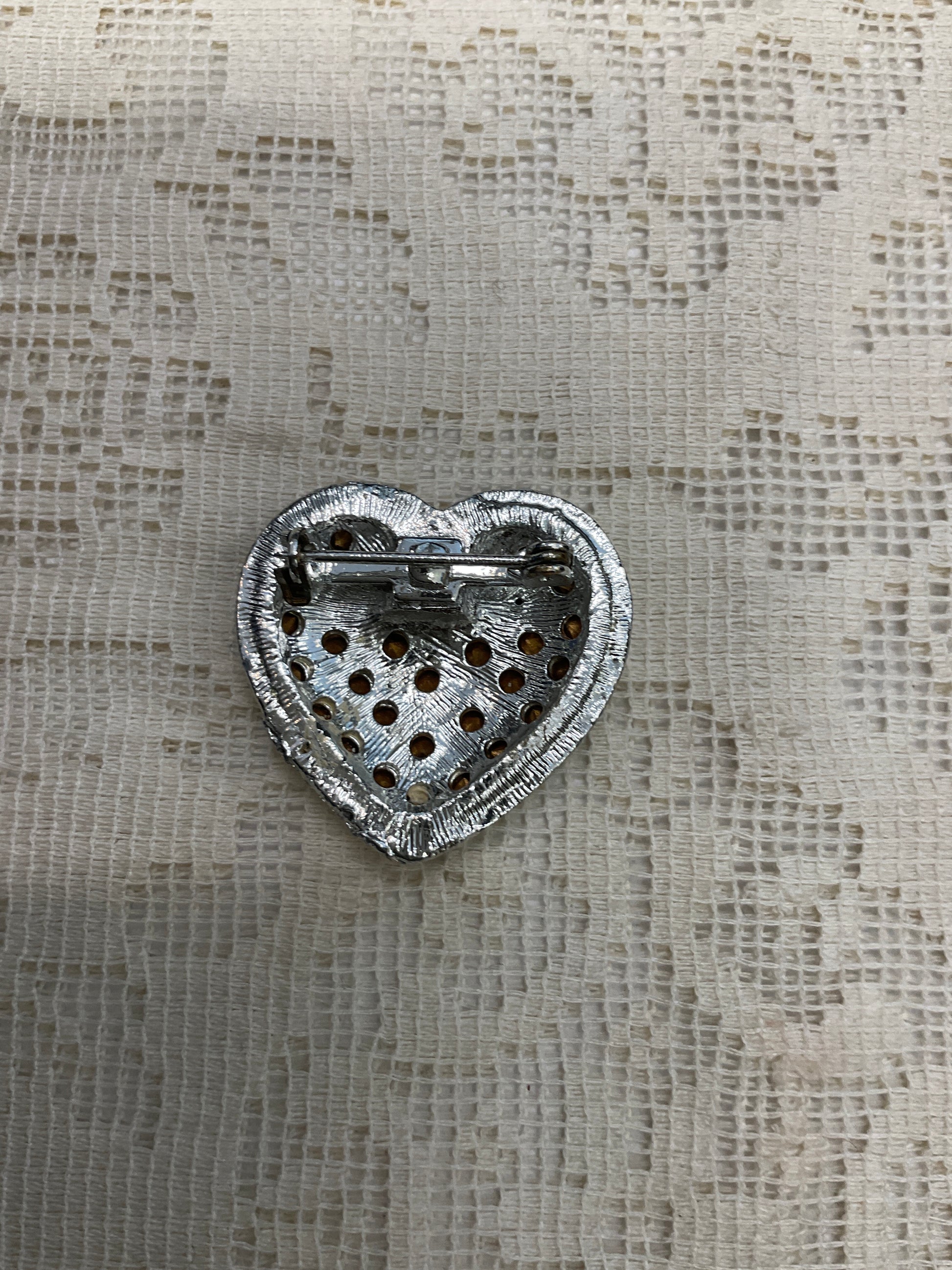 Heart shaped silver broach pin