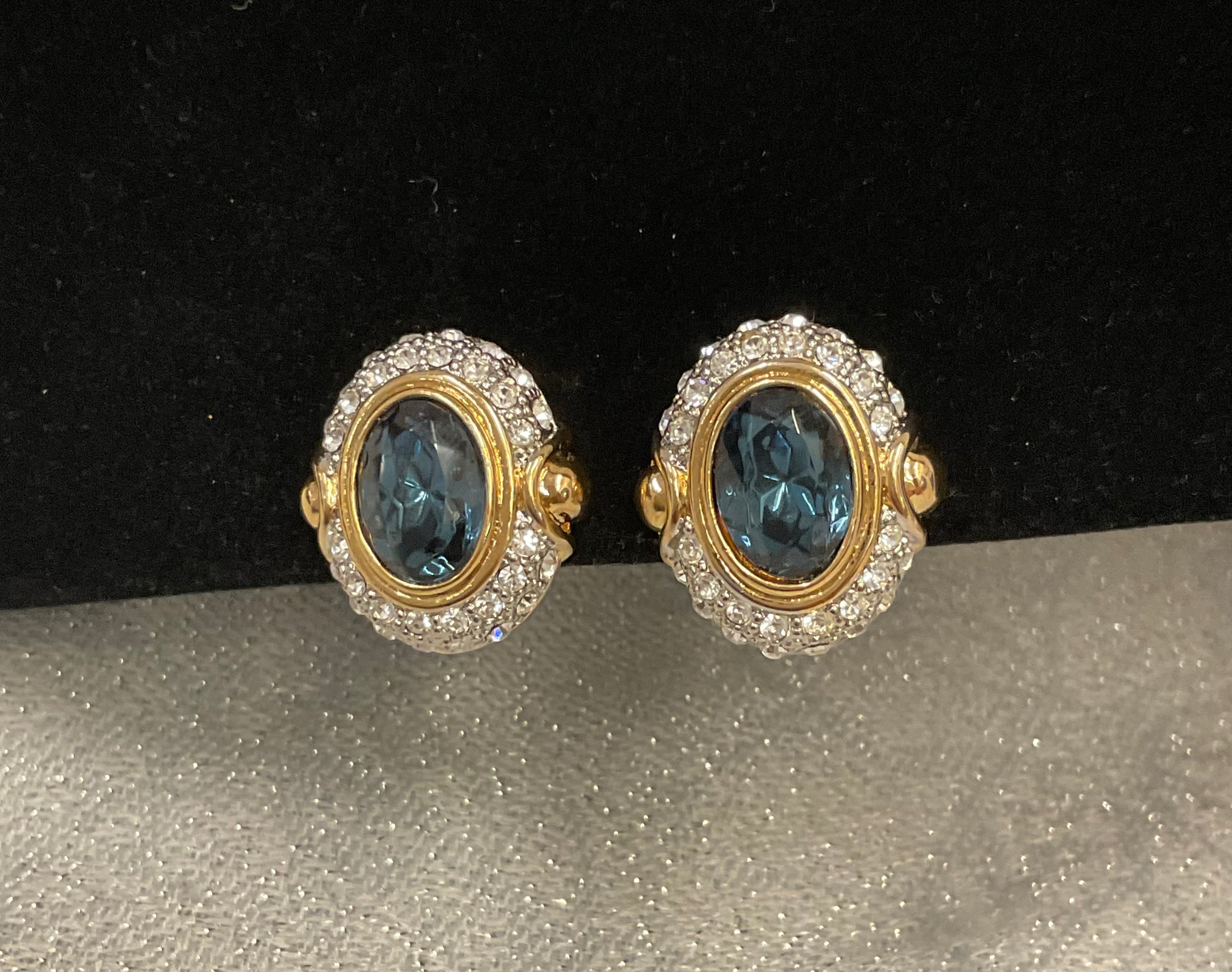 Vintage gold chain sapphire blue crystal necklace and clip on earrings set