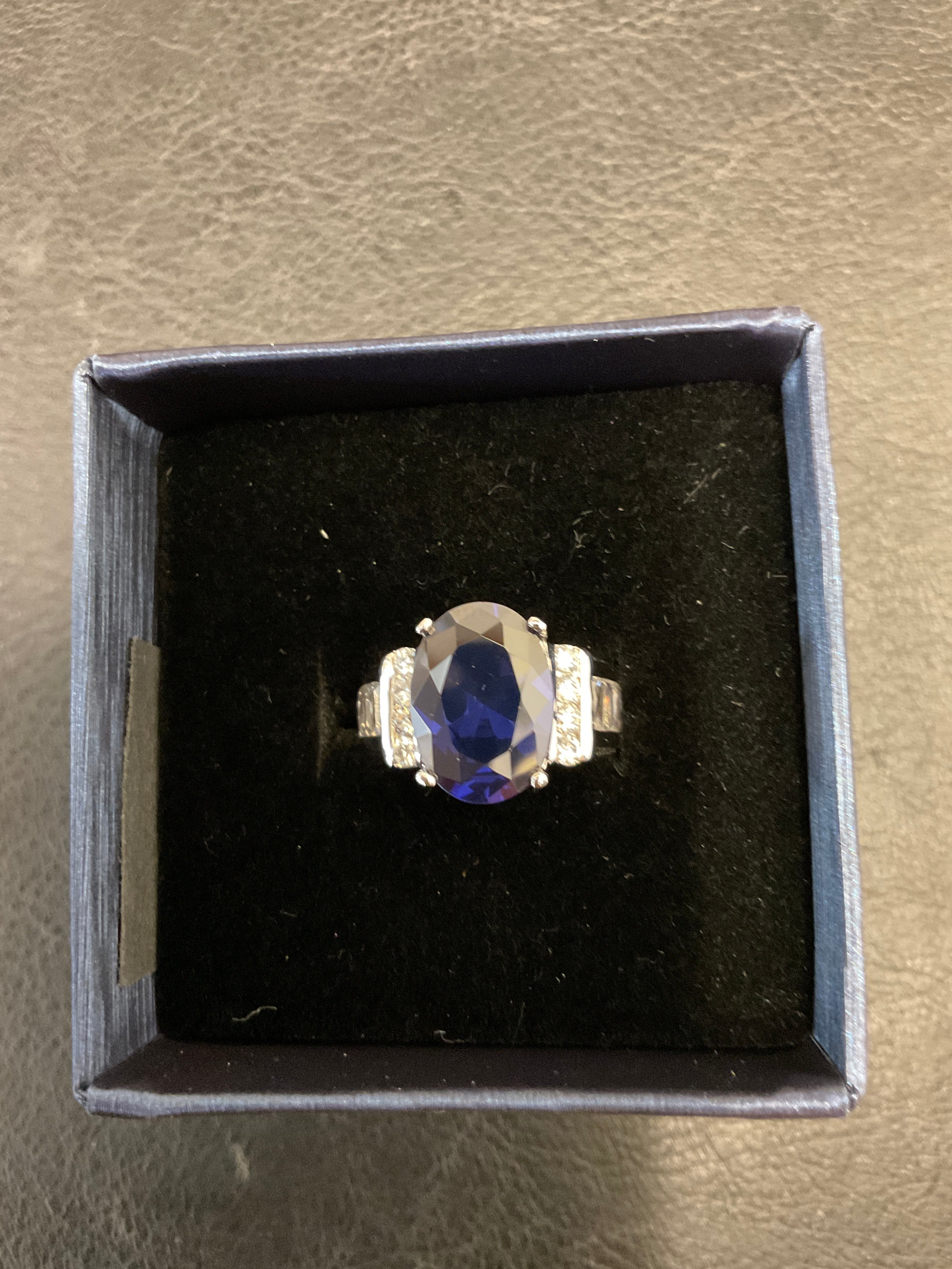 Stamped blue topaz 925 Cz