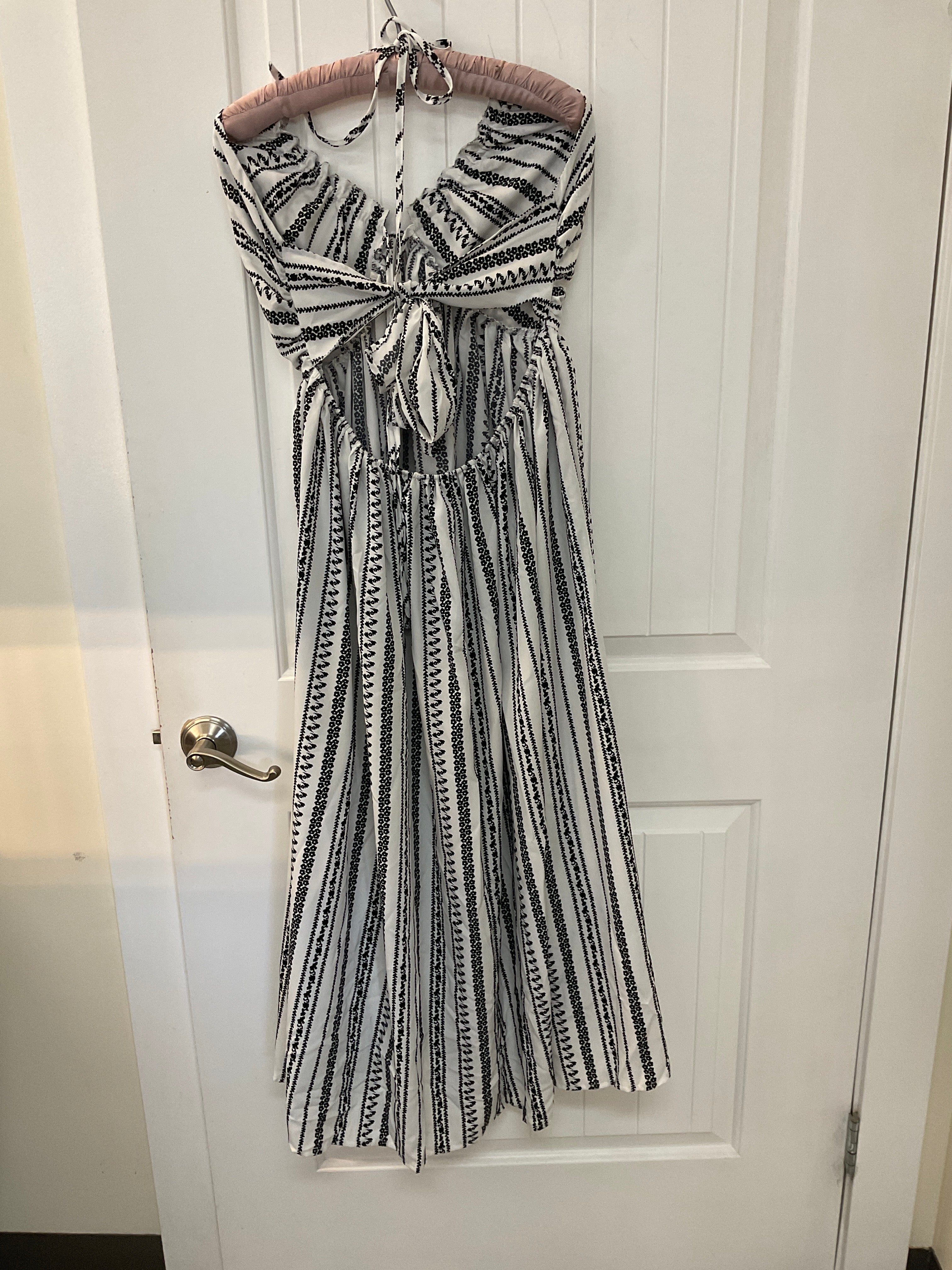 Sundress maxi dress size large white and black