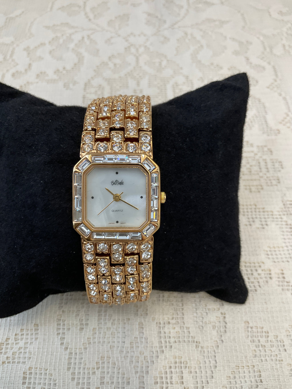 Gold watch with Cz
