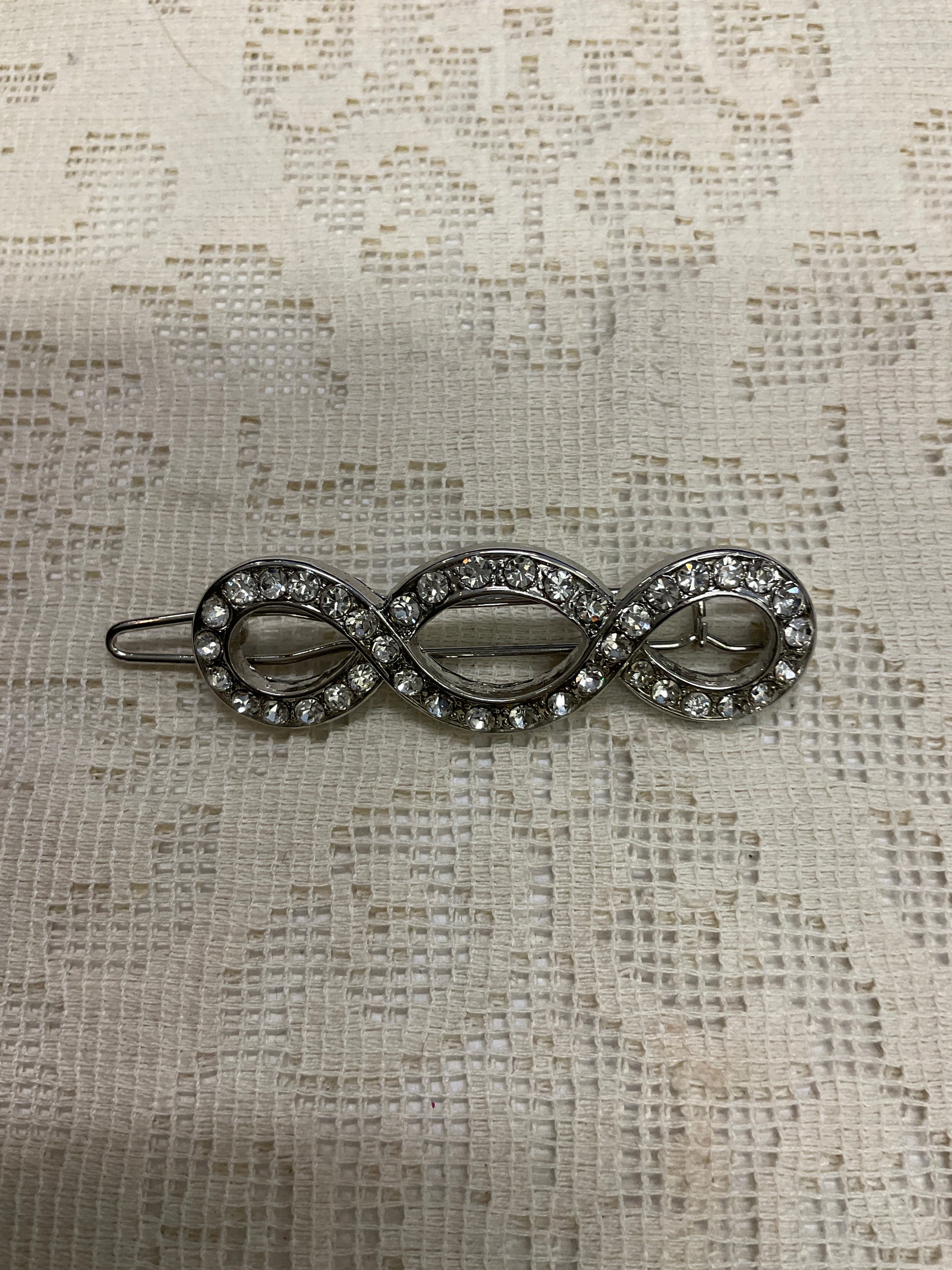 Hair clip with rhinestones