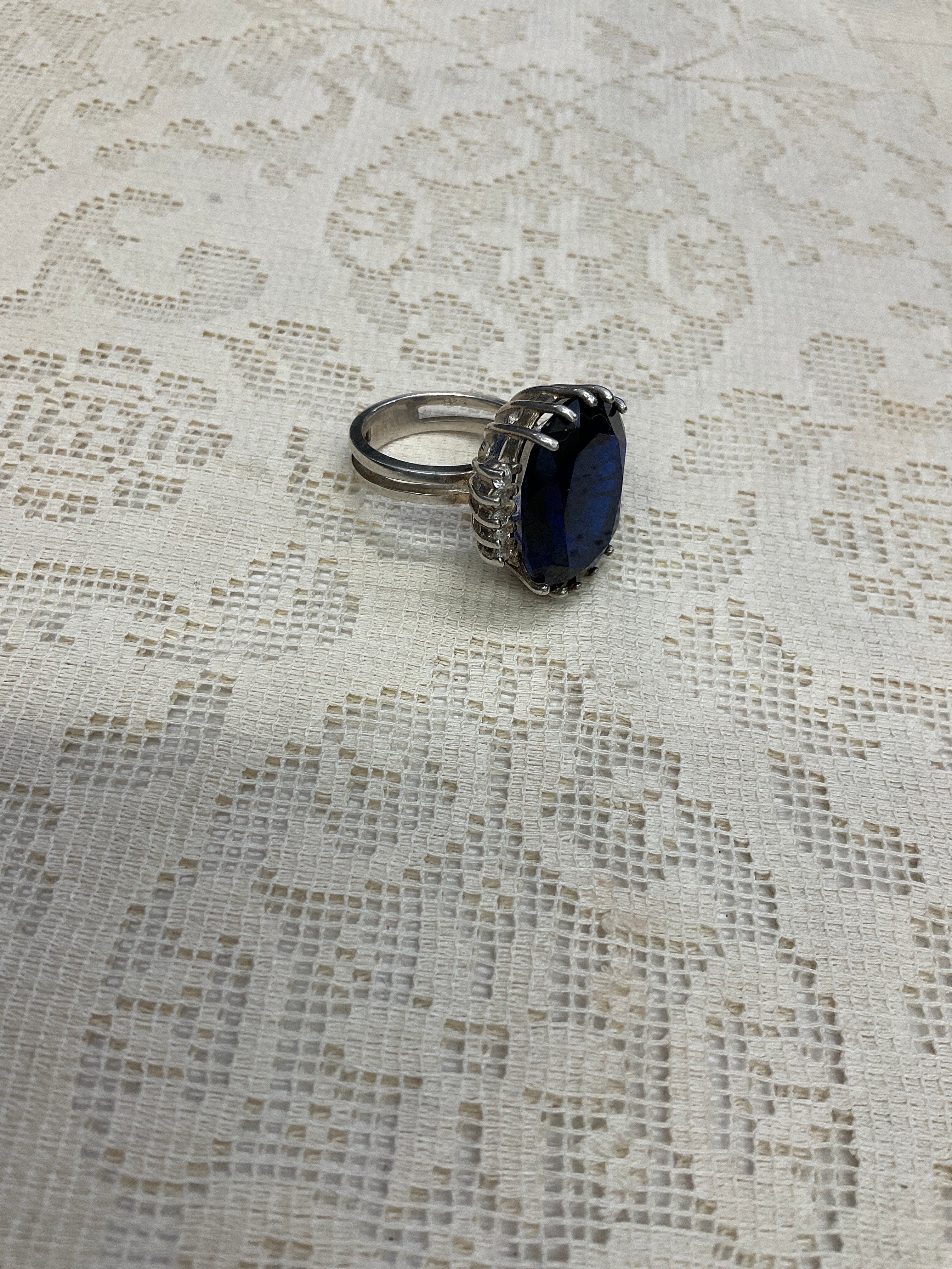 Silver 925 blue gem stone Cz stones