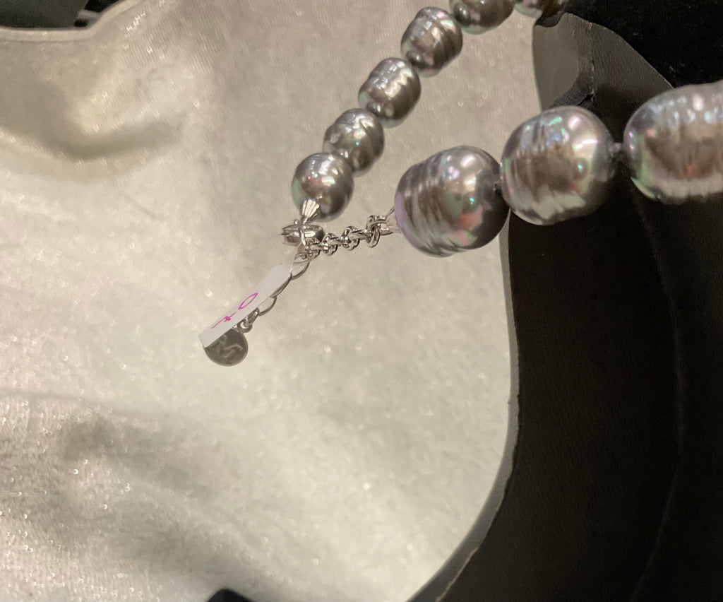 Majorica Baroque pearl necklace