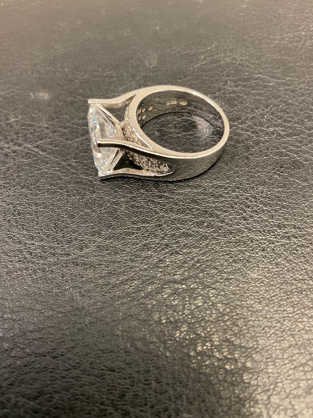 HUGE CRYSTAL ENCRUSTED 925 STERLING SILVER WOMEN'S RING