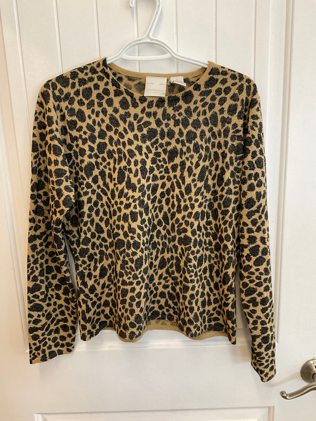 Cheetah print sweater size medium