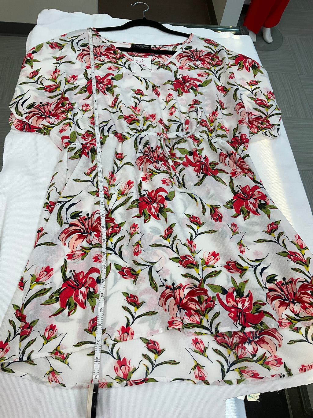 Mario Serrani Italy size large floral dress