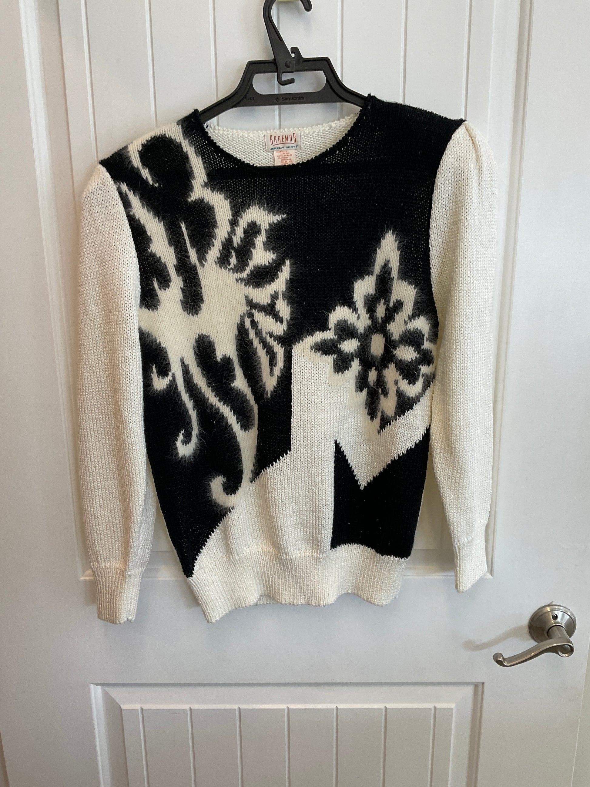 Jeremy Scott knit wear sweater size medium