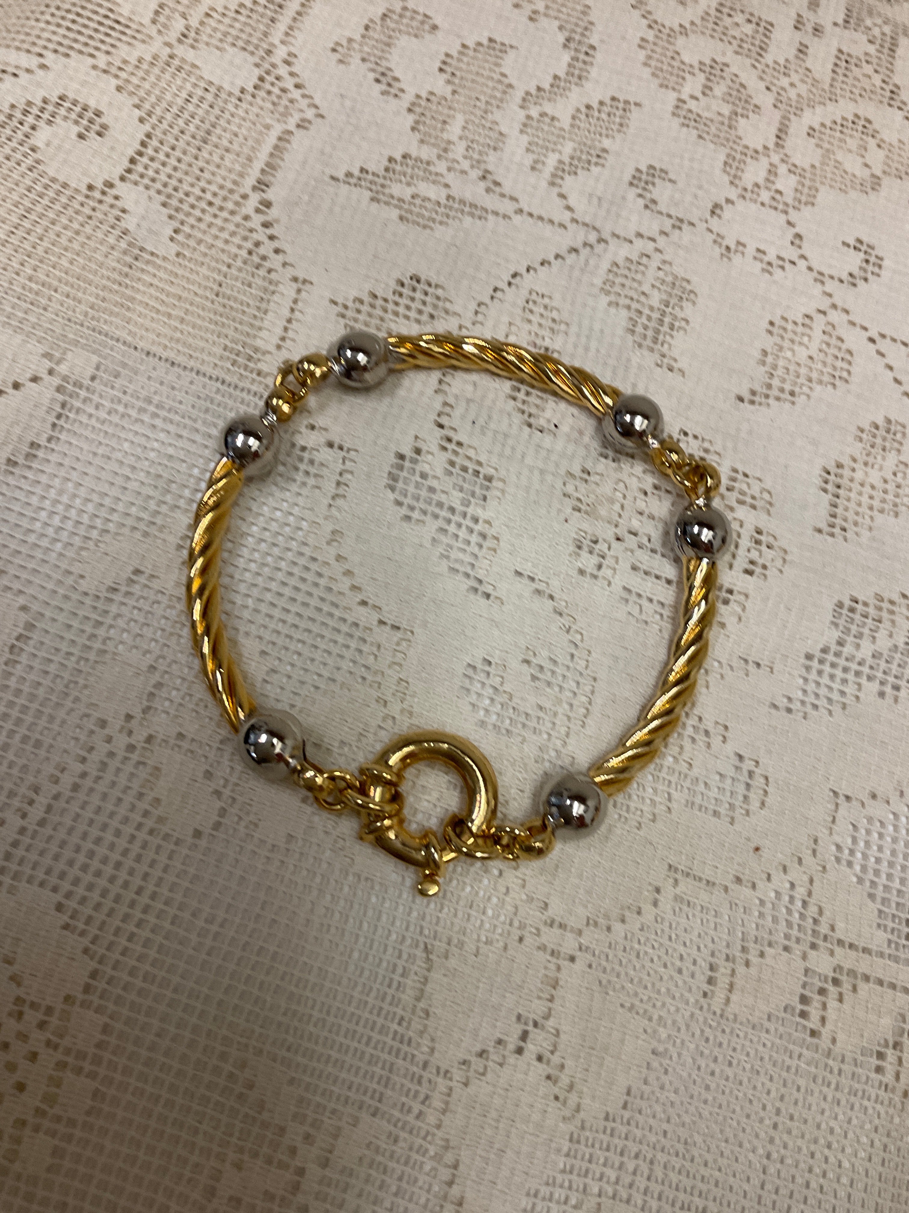 Two tone bracelet with oversized clasp