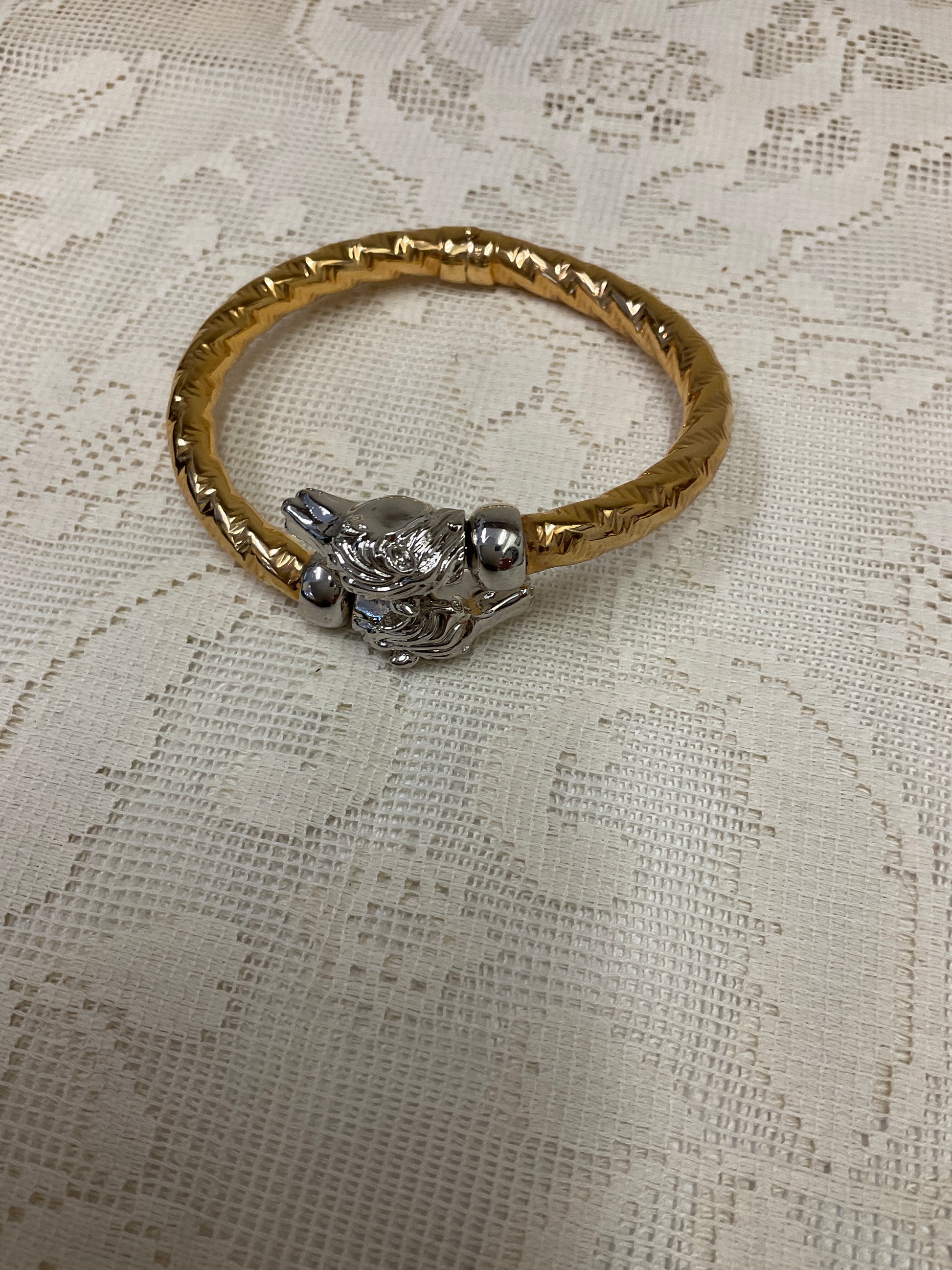 Horse head cuff born pro