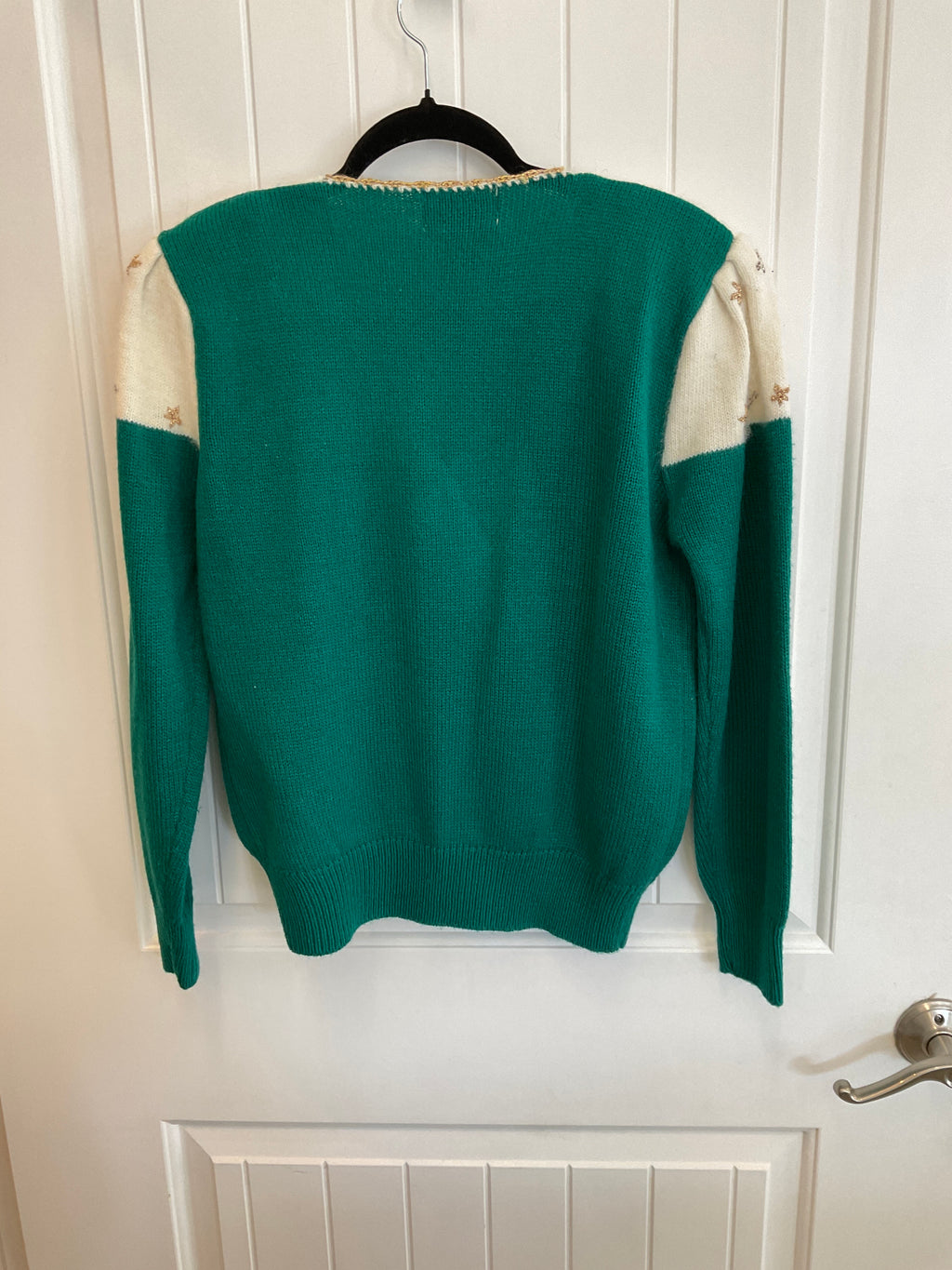 Vintage Knitwear green and white sweater gold details
