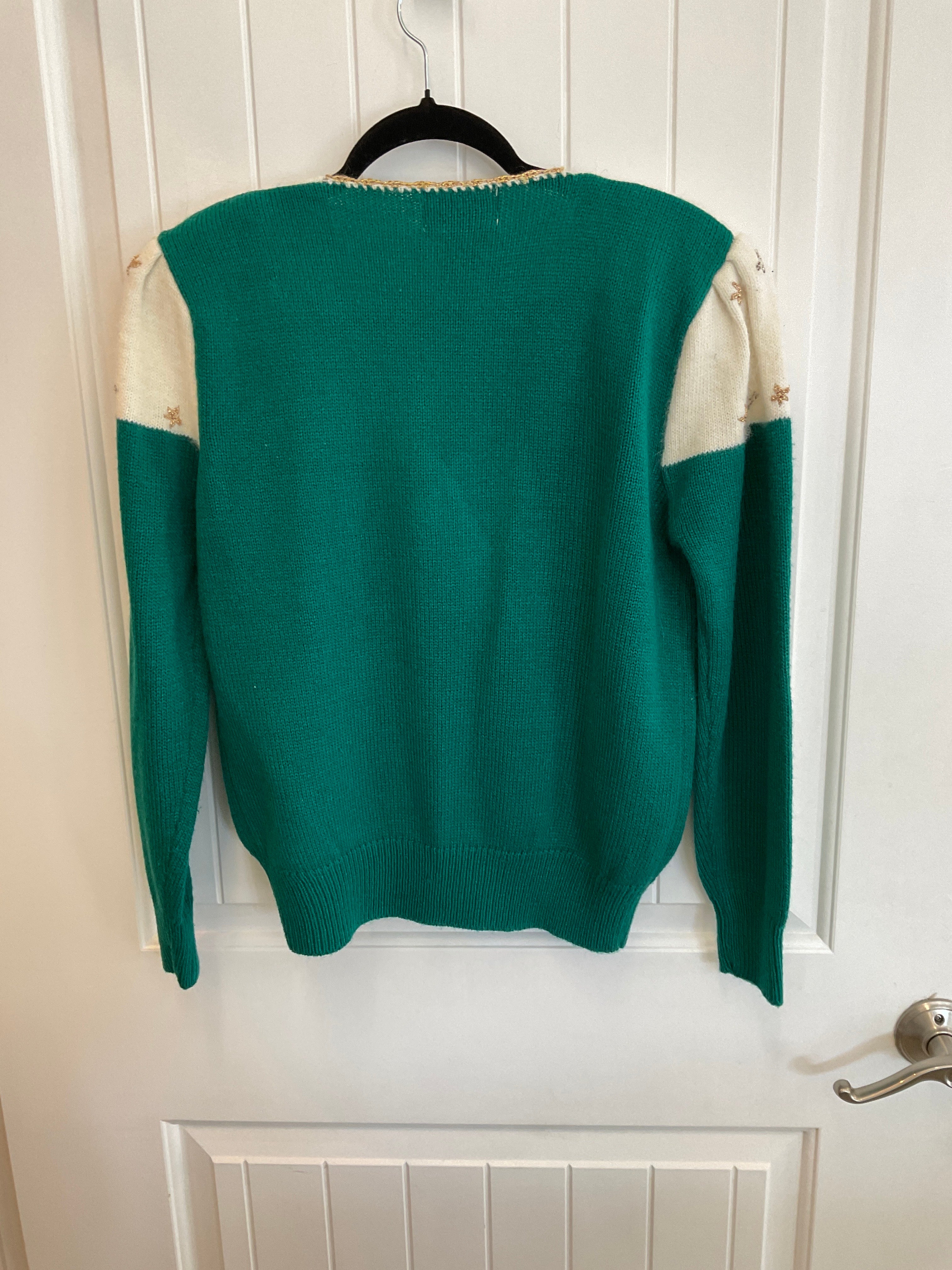 Vintage Knitwear green and white sweater gold details