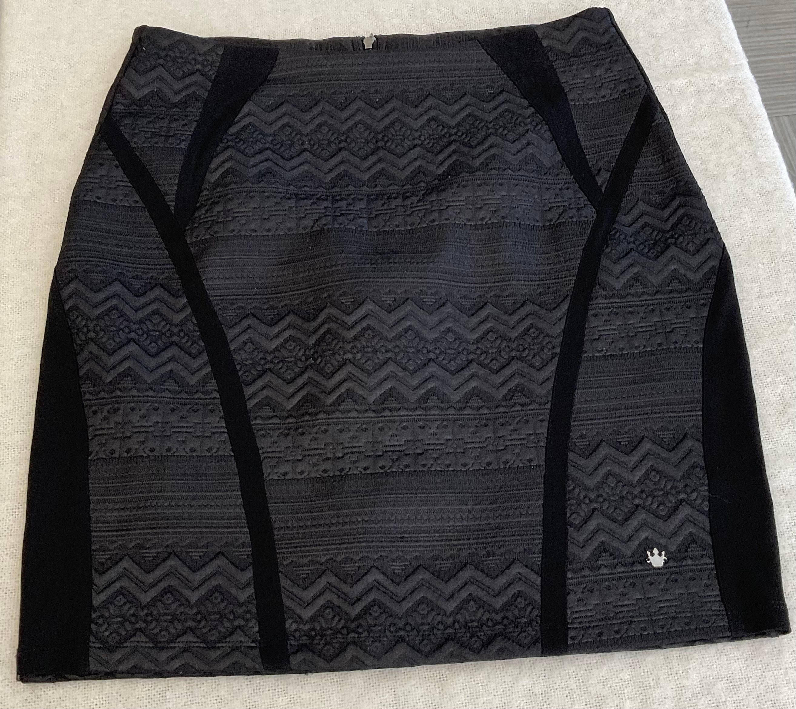 Lady Dutch black skirt size Medium