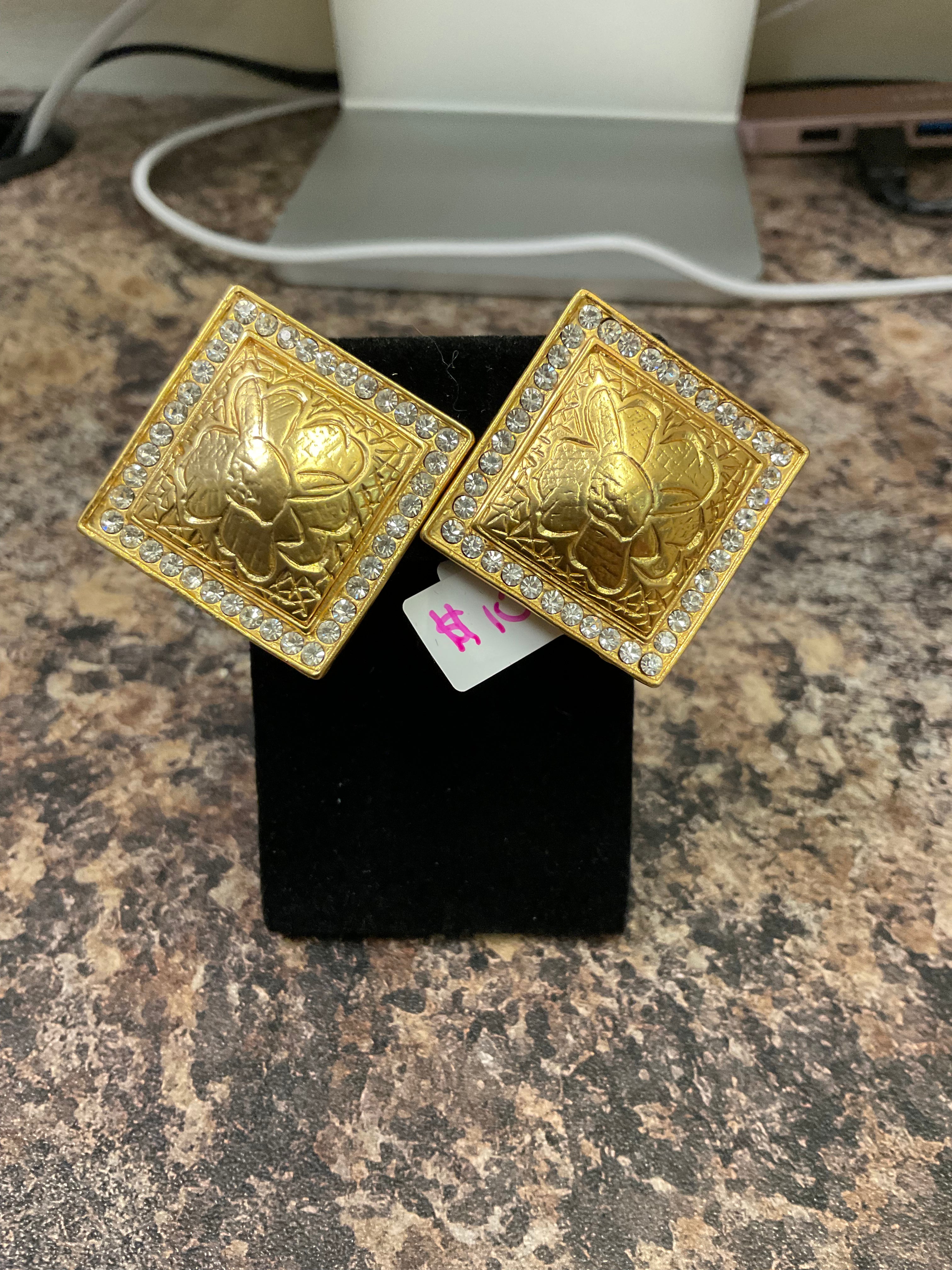 Vintage clip on earrings