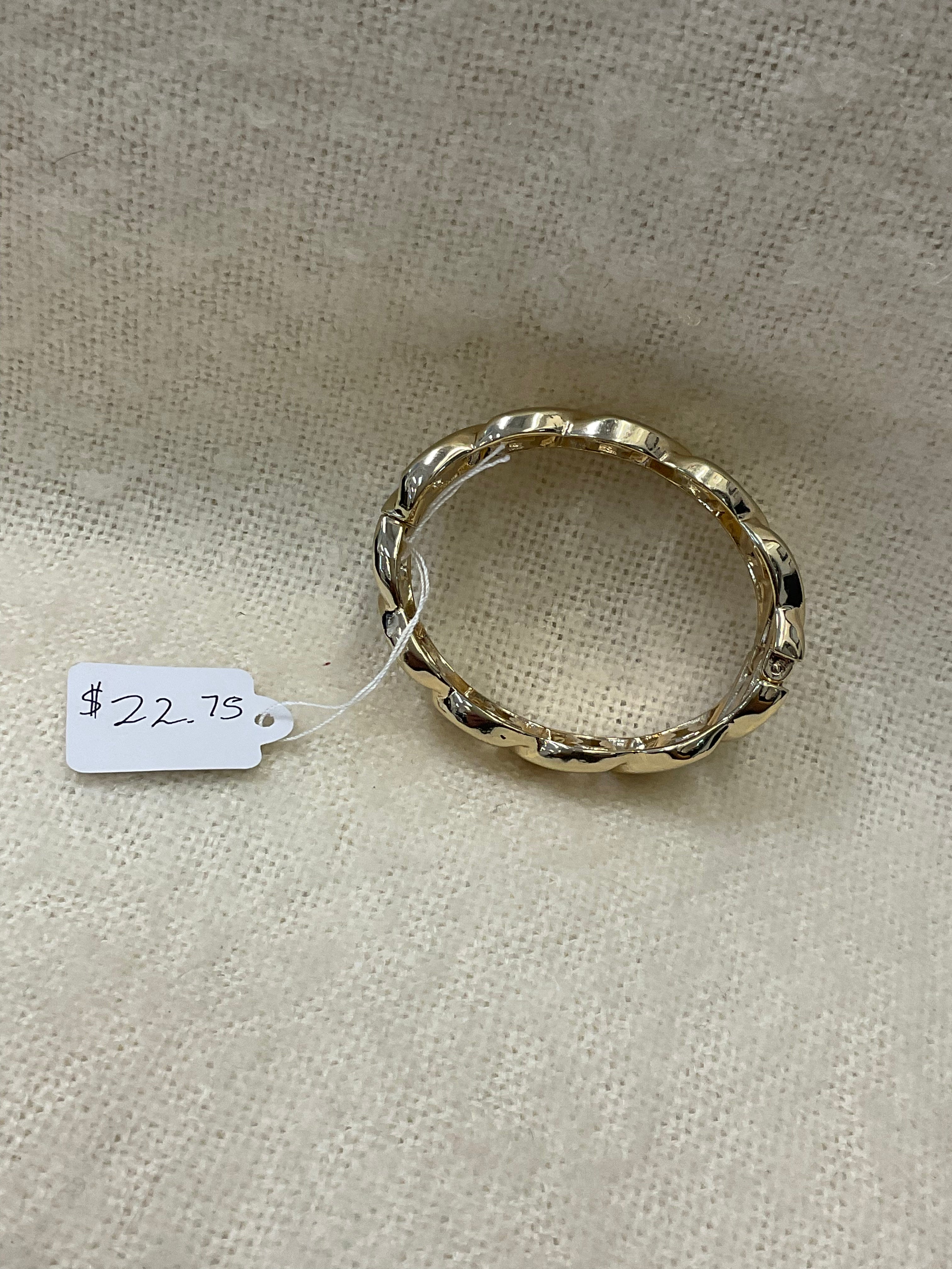 Chunky gold chain bracelet – $22.75