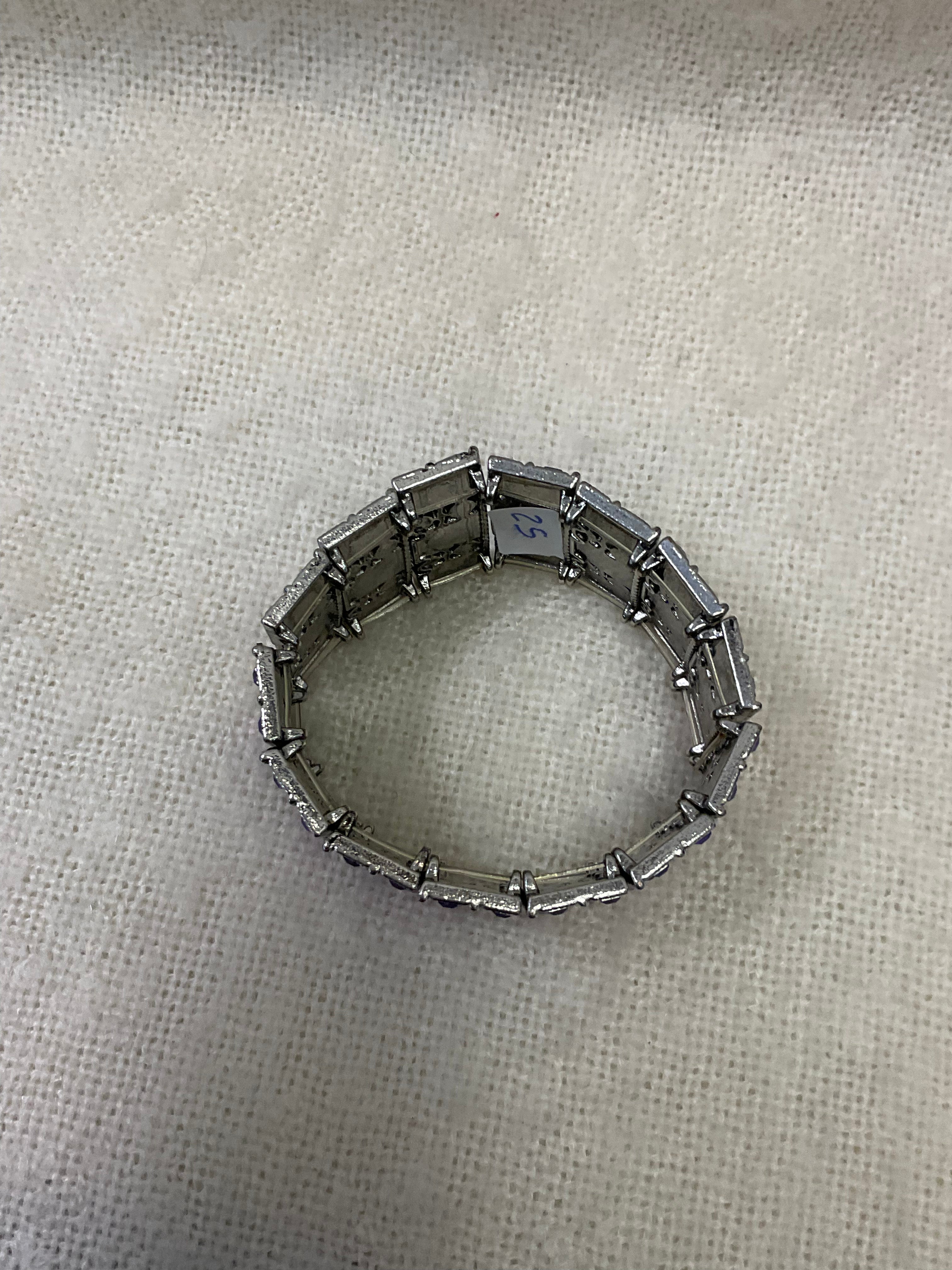 Bold Purple & Silver Stretch Bracelet – One Size Fits Most.