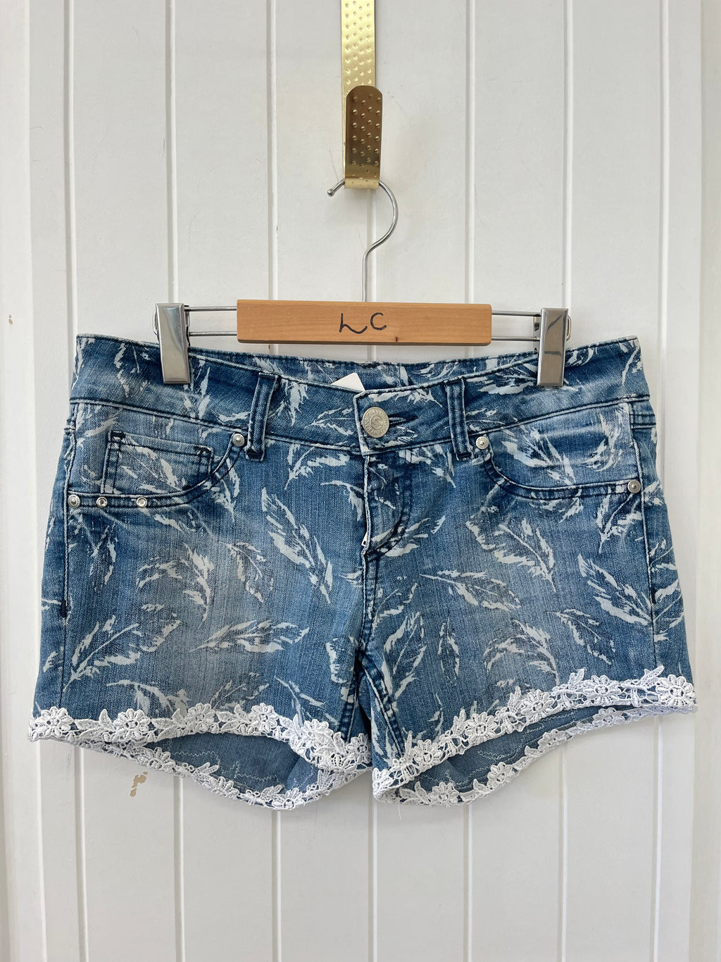 Jean Shorts With Lace